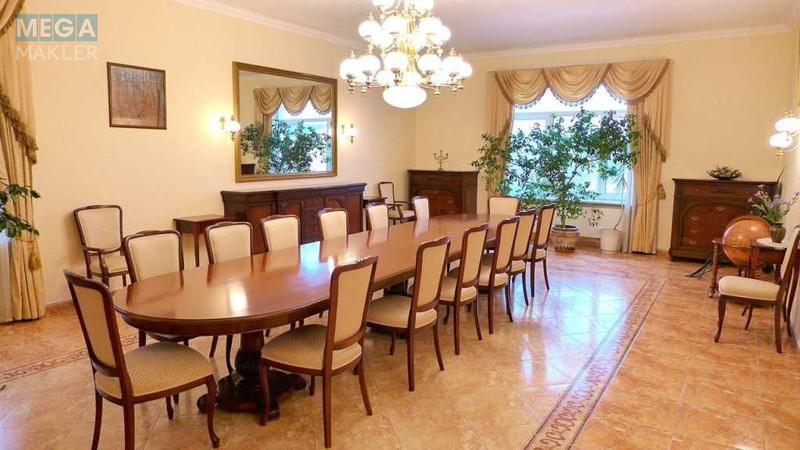 Продаж окремої будівлі/побудови, 523&nbsp;кв.м, <a class="location-link" href="/kiev/" title="Недвижимость Київ">Київ</a>, <a class="location-link" href="/kiev/svyatoshinskij/" title="Недвижимость Святошинський район">Святошинський р-н</a>, Рубежівська вул., 74 (изображение 4)