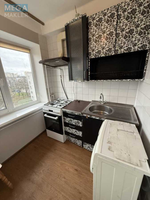 Оренда 1 кімнатної квартири, <a class="location-link" href="/kiev/" title="Недвижимость Київ">Київ</a>, <a class="location-link" href="/kiev/dneprovskij/" title="Недвижимость Дніпровський район">Дніпровський р-н</a>, Карбышева Генерала ул., 18А (изображение 3)