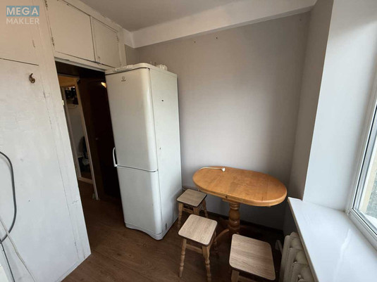 Оренда 1 кімнатної квартири, <a class="location-link" href="/kiev/" title="Недвижимость Київ">Київ</a>, <a class="location-link" href="/kiev/dneprovskij/" title="Недвижимость Дніпровський район">Дніпровський р-н</a>, Карбышева Генерала ул., 18А (изображение 4)