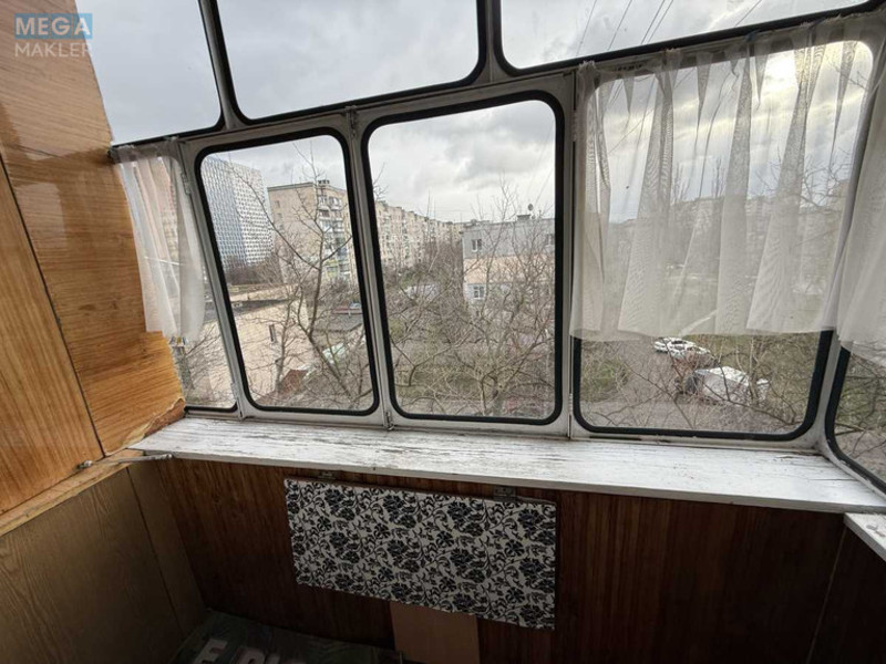 Оренда 1 кімнатної квартири, <a class="location-link" href="/kiev/" title="Недвижимость Київ">Київ</a>, <a class="location-link" href="/kiev/dneprovskij/" title="Недвижимость Дніпровський район">Дніпровський р-н</a>, Карбышева Генерала ул., 18А (изображение 13)