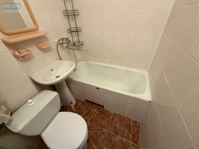 Оренда 1 кімнатної квартири, <a class="location-link" href="/kiev/" title="Недвижимость Київ">Київ</a>, <a class="location-link" href="/kiev/dneprovskij/" title="Недвижимость Дніпровський район">Дніпровський р-н</a>, Карбышева Генерала ул., 18А (изображение 18)