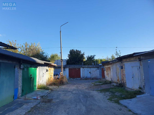 Продаж комерційної нерухомості, 40&nbsp;кв.м, <a class="location-link" href="/kiev/" title="Недвижимость Київ">Київ</a>, <a class="location-link" href="/kiev/darnickij/" title="Недвижимость Дарницький район">Дарницький р-н</a>, Канальна вул., 8 (изображение 4)