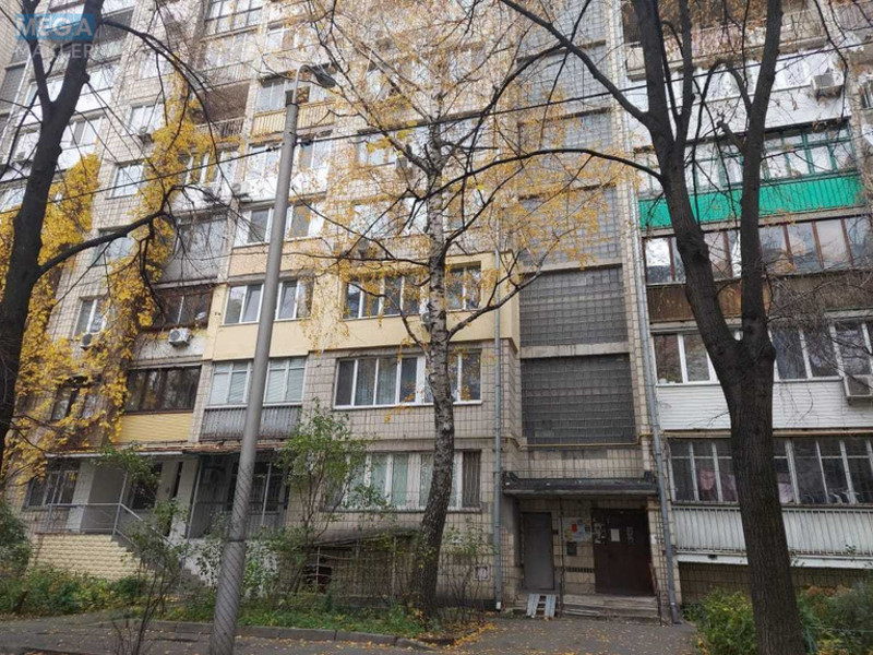 Продаж 3 кімнатної квартири (87/51/10), 4 пов. 9 пов. будинку, <a class="location-link" href="/kiev/" title="Недвижимость Київ">Київ</a>, <a class="location-link" href="/kiev/pecherskij/" title="Недвижимость Печерський район">Печерський р-н</a>, Василия Тютюнника ул., 22/26 (изображение 2)