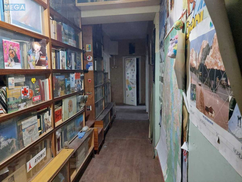 Продаж 3 кімнатної квартири (87/51/10), 4 пов. 9 пов. будинку, <a class="location-link" href="/kiev/" title="Недвижимость Київ">Київ</a>, <a class="location-link" href="/kiev/pecherskij/" title="Недвижимость Печерський район">Печерський р-н</a>, Василия Тютюнника ул., 22/26 (изображение 4)