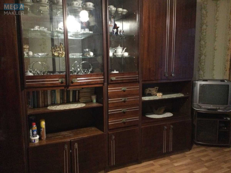 Оренда 1 кімнатної квартири, <a class="location-link" href="/kiev/" title="Недвижимость Київ">Київ</a>, <a class="location-link" href="/kiev/shevchenkovskij/" title="Недвижимость Шевченківський район">Шевченківський р-н</a>, Жилянская ул., 76 (изображение 8)