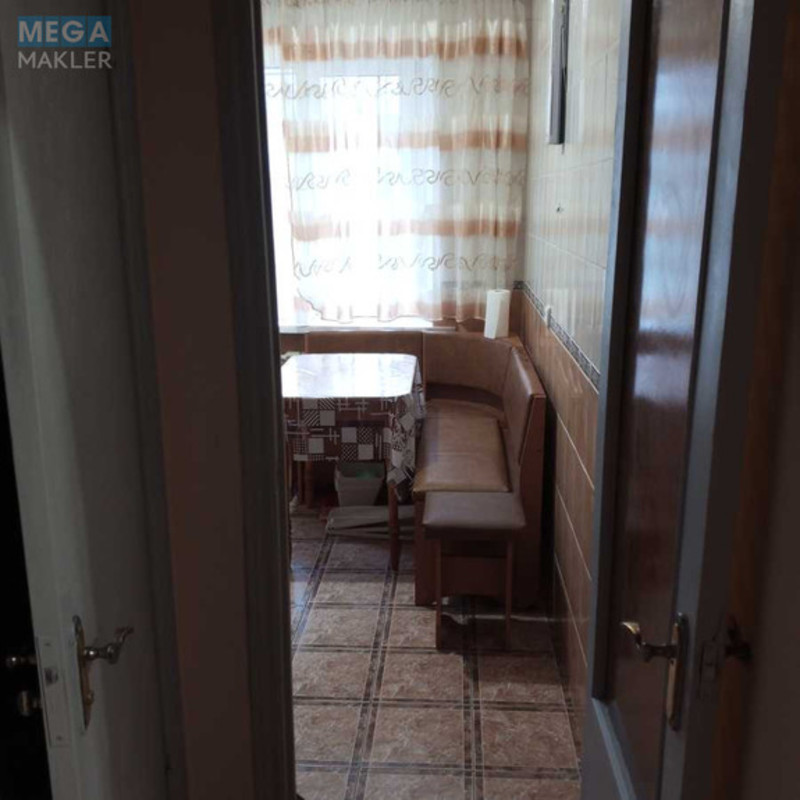 Оренда 2 кімнатної квартири, <a class="location-link" href="/kiev/" title="Недвижимость Київ">Київ</a>, <a class="location-link" href="/kiev/obolonskij/" title="Недвижимость Оболонський район">Оболонський р-н</a>, Автозаводська вул., 89а (изображение 17)