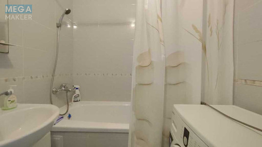 Оренда 1 кімнатної квартири, <a class="location-link" href="/kiev/" title="Недвижимость Київ">Київ</a>, <a class="location-link" href="/kiev/shevchenkovskij/" title="Недвижимость Шевченківський район">Шевченківський р-н</a>, Пугачева ул., 11-15 (изображение 16)