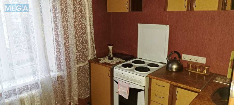 Оренда 1 кімнатної квартири, <a class="location-link" href="/kiev/" title="Недвижимость Київ">Київ</a>, <a class="location-link" href="/kiev/darnickij/" title="Недвижимость Дарницький район">Дарницький р-н</a>, Ревуцкого ул., 7А (изображение 4)