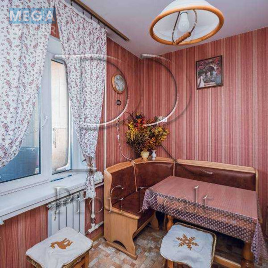 Продаж 3 кімнатної квартири (82/44/9), 13 пов. 16 пов. будинку, <a class="location-link" href="/kiev/" title="Недвижимость Київ">Київ</a>, <a class="location-link" href="/kiev/svyatoshinskij/" title="Недвижимость Святошинський район">Святошинський р-н</a>, Підлісна вулиця, 2 (изображение 12)