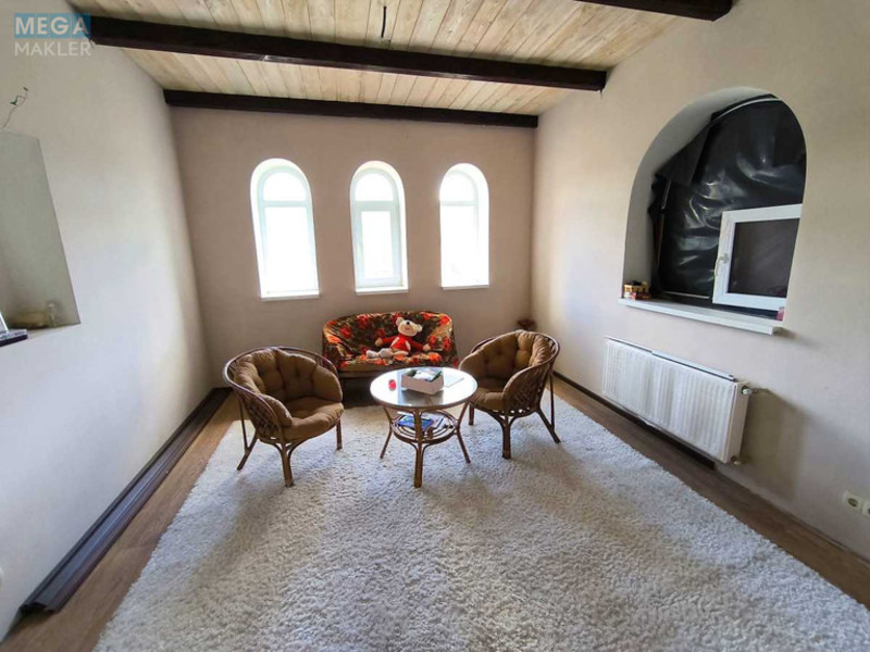 Продаж дома, 2&nbsp;поверху, 350&nbsp;кв.м, 6&nbsp;кімнат, ділянка 8&nbsp;соток, <a class="location-link" href="/nikolaevka-selo-kv-makarovskij-rajon/" title="Недвижимость Миколаївка">Миколаївка</a>, миколаївська (изображение 12)