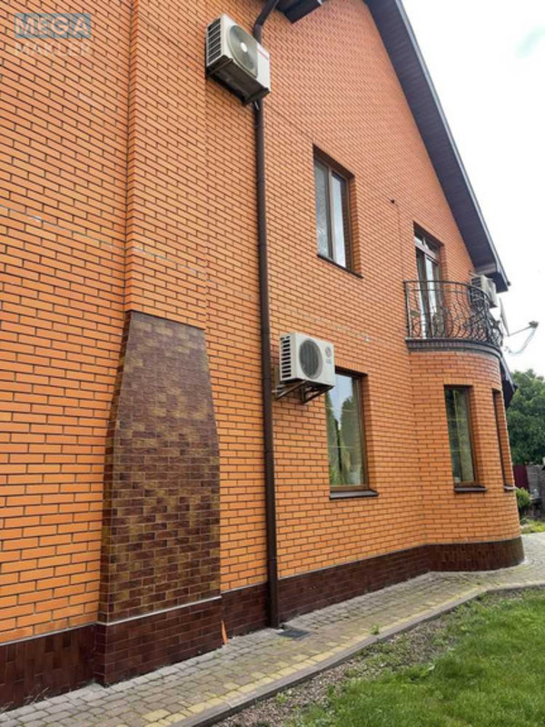 Продаж дома, 3&nbsp;поверху, 295&nbsp;кв.м, 6&nbsp;кімнат, ділянка 6&nbsp;соток, <a class="location-link" href="/kiev/" title="Недвижимость Київ">Київ</a>, <a class="location-link" href="/kiev/darnickij/" title="Недвижимость Дарницький район">Дарницький р-н</a>, 12-а Ентузіастів вул. (изображение 2)