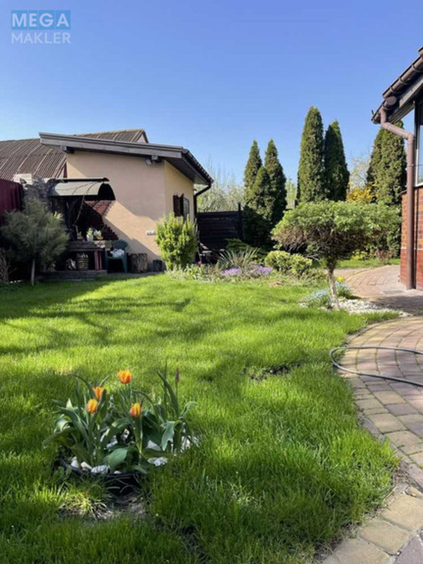 Продаж дома, 3&nbsp;поверху, 295&nbsp;кв.м, 6&nbsp;кімнат, ділянка 6&nbsp;соток, <a class="location-link" href="/kiev/" title="Недвижимость Київ">Київ</a>, <a class="location-link" href="/kiev/darnickij/" title="Недвижимость Дарницький район">Дарницький р-н</a>, 12-а Ентузіастів вул. (изображение 4)