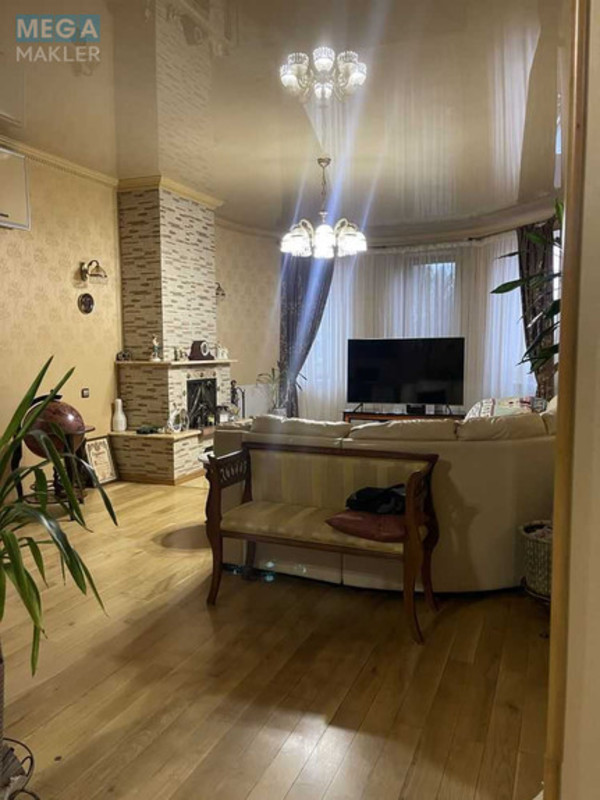 Продаж дома, 3&nbsp;поверху, 295&nbsp;кв.м, 6&nbsp;кімнат, ділянка 6&nbsp;соток, <a class="location-link" href="/kiev/" title="Недвижимость Київ">Київ</a>, <a class="location-link" href="/kiev/darnickij/" title="Недвижимость Дарницький район">Дарницький р-н</a>, 12-а Ентузіастів вул. (изображение 12)