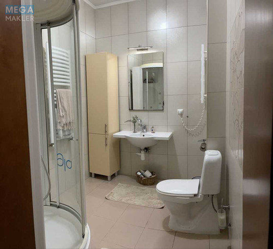 Продаж дома, 3&nbsp;поверху, 295&nbsp;кв.м, 6&nbsp;кімнат, ділянка 6&nbsp;соток, <a class="location-link" href="/kiev/" title="Недвижимость Київ">Київ</a>, <a class="location-link" href="/kiev/darnickij/" title="Недвижимость Дарницький район">Дарницький р-н</a>, 12-а Ентузіастів вул. (изображение 15)