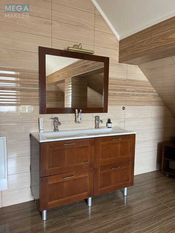 Продаж дома, 3&nbsp;поверху, 295&nbsp;кв.м, 6&nbsp;кімнат, ділянка 6&nbsp;соток, <a class="location-link" href="/kiev/" title="Недвижимость Київ">Київ</a>, <a class="location-link" href="/kiev/darnickij/" title="Недвижимость Дарницький район">Дарницький р-н</a>, 12-а Ентузіастів вул. (изображение 20)