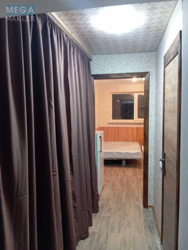 Продаж 1 кімнатної квартири (18/12/5), 1 пов. 6 пов. будинку, <a class="location-link" href="/kiev/" title="Недвижимость Київ">Київ</a>, <a class="location-link" href="/kiev/solomenskij/" title="Недвижимость Солом'янський район">Солом'янський р-н</a>, Вишнева вул., 6 (изображение 4)