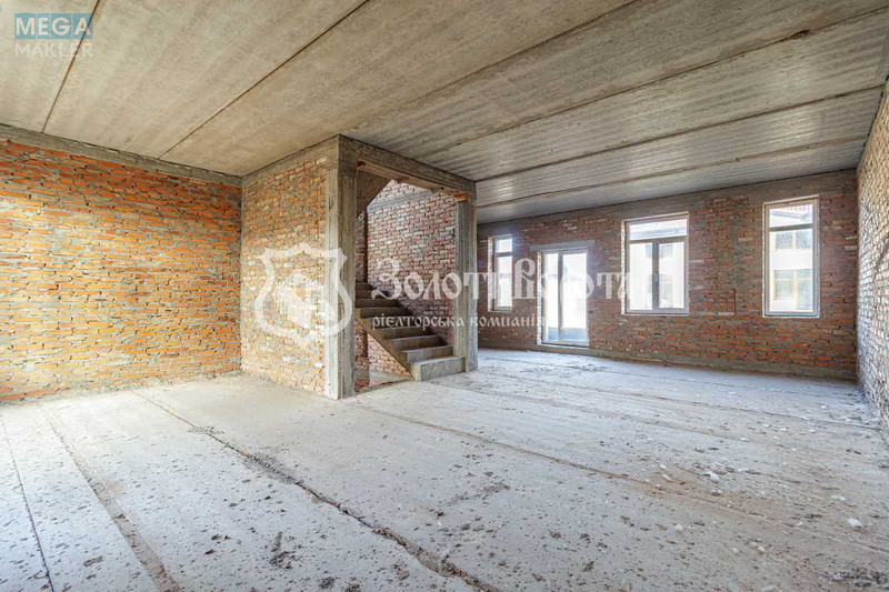 Продаж дома, 3&nbsp;поверху, 220&nbsp;кв.м, 4&nbsp;кімнати, ділянка 4&nbsp;сотки, <a class="location-link" href="/podgorcy-selo/" title="Недвижимость Підгірці">Підгірці</a>, Фонтанна вул., 1 (изображение 11)