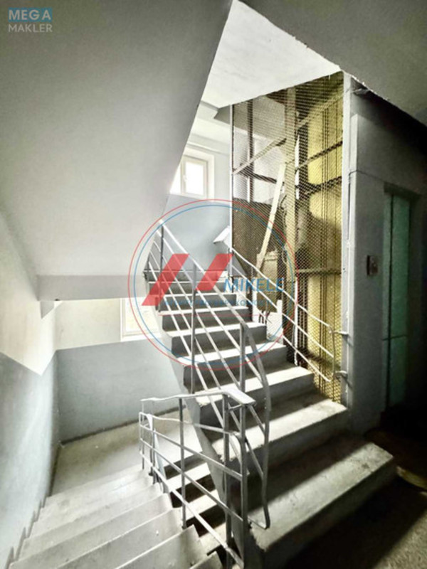 Продаж 3 кімнатної квартири (57,1/37/6,9), 5 пов. 9 пов. будинку, <a class="location-link" href="/kiev/" title="Недвижимость Київ">Київ</a>, <a class="location-link" href="/kiev/dneprovskij/" title="Недвижимость Дніпровський район">Дніпровський р-н</a>, Павла Тичини просп., 24 (изображение 12)