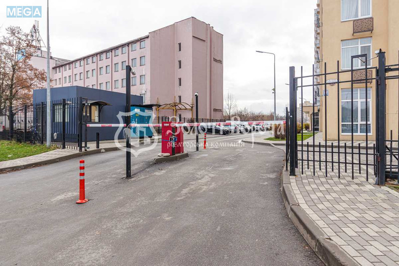 Продаж 1 кімнатної квартири (39,6/15/11), 3 пов. 16 пов. будинку, <a class="location-link" href="/kiev/" title="Недвижимость Київ">Київ</a>, <a class="location-link" href="/kiev/goloseevskij/" title="Недвижимость Голосіївський район">Голосіївський р-н</a>, Академіка Заболотного вул., 148в (изображение 22)