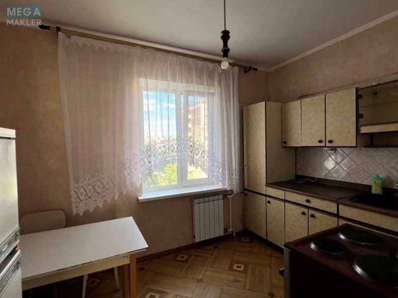 Оренда 2 кімнатної квартири, <a class="location-link" href="/kiev/" title="Недвижимость Київ">Київ</a>, <a class="location-link" href="/kiev/desnyanskij/" title="Недвижимость Деснянський район">Деснянський р-н</a>, Володимира Маяковського просп., 77 (изображение 7)