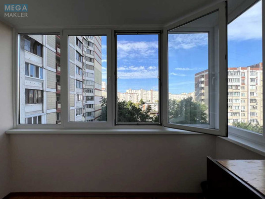 Оренда 2 кімнатної квартири, <a class="location-link" href="/kiev/" title="Недвижимость Київ">Київ</a>, <a class="location-link" href="/kiev/desnyanskij/" title="Недвижимость Деснянський район">Деснянський р-н</a>, Володимира Маяковського просп., 77 (изображение 10)