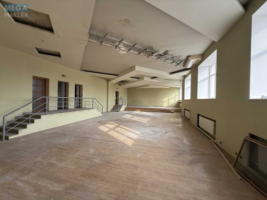 Продаж окремої будівлі/побудови, 2&nbsp;430&nbsp;кв.м, <a class="location-link" href="/kiev/" title="Недвижимость Київ">Київ</a>, <a class="location-link" href="/kiev/shevchenkovskij/" title="Недвижимость Шевченківський район">Шевченківський р-н</a>, Богдана Хмельницького вул., 38 (изображение 6)