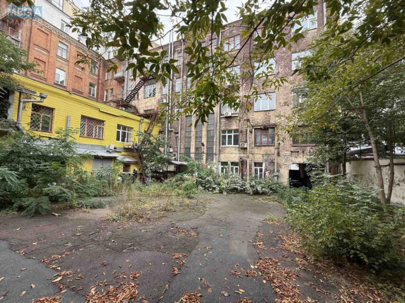 Продаж окремої будівлі/побудови, 2&nbsp;430&nbsp;кв.м, <a class="location-link" href="/kiev/" title="Недвижимость Київ">Київ</a>, <a class="location-link" href="/kiev/shevchenkovskij/" title="Недвижимость Шевченківський район">Шевченківський р-н</a>, Богдана Хмельницького вул., 38 (изображение 14)