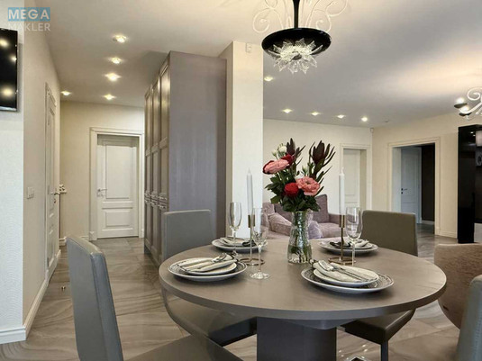 Продаж 3 кімнатної квартири (167,4/82/45), 21 пов. 23 пов. будинку, <a class="location-link" href="/kiev/" title="Недвижимость Київ">Київ</a>, <a class="location-link" href="/kiev/goloseevskij/" title="Недвижимость Голосіївський район">Голосіївський р-н</a>, Голосіївський просп., 30Б (изображение 2)