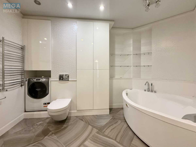 Продаж 3 кімнатної квартири (167,4/82/45), 21 пов. 23 пов. будинку, <a class="location-link" href="/kiev/" title="Недвижимость Київ">Київ</a>, <a class="location-link" href="/kiev/goloseevskij/" title="Недвижимость Голосіївський район">Голосіївський р-н</a>, Голосіївський просп., 30Б (изображение 8)