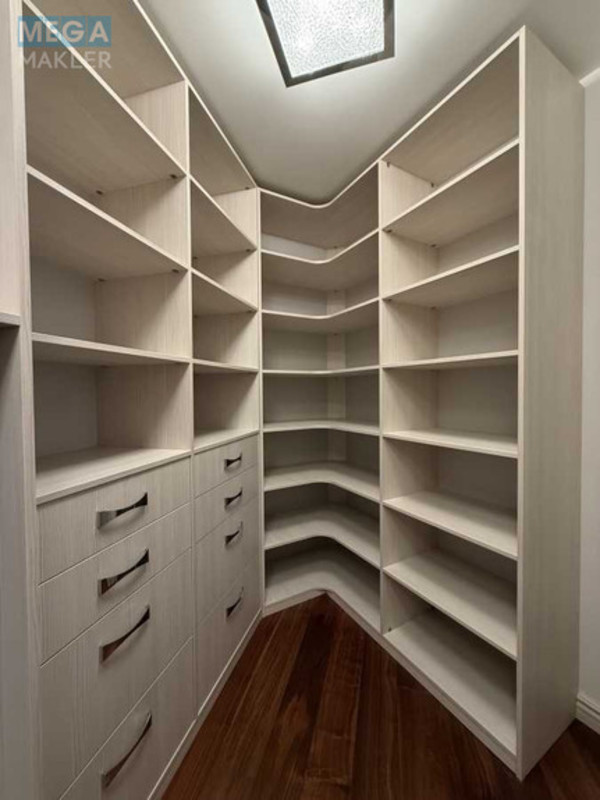 Продаж 3 кімнатної квартири (167,4/82/45), 21 пов. 23 пов. будинку, <a class="location-link" href="/kiev/" title="Недвижимость Київ">Київ</a>, <a class="location-link" href="/kiev/goloseevskij/" title="Недвижимость Голосіївський район">Голосіївський р-н</a>, Голосіївський просп., 30Б (изображение 18)