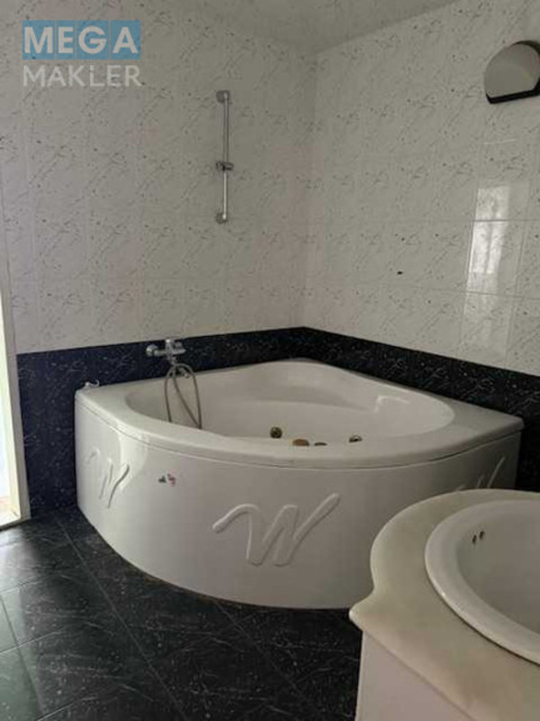 Продаж 3 кімнатної квартири (110/80/25), 6 пов. 16 пов. будинку, <a class="location-link" href="/odessa/" title="Недвижимость Одеса">Одеса</a>, <a class="location-link" href="/odessa/suvorovskij/" title="Недвижимость Суворовський район">Суворовський р-н</a>, Добровольского, 137 (изображение 7)