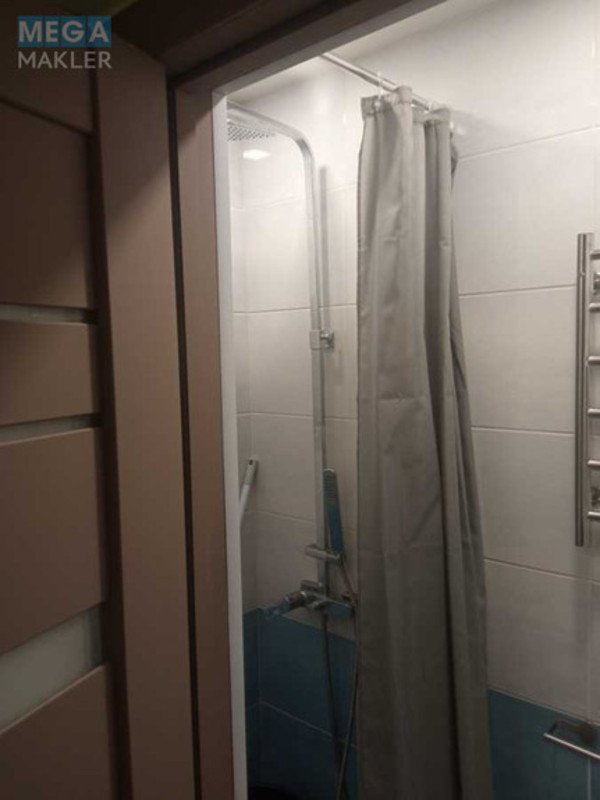 Оренда кімнати (підселення), <a class="location-link" href="/kiev/" title="Недвижимость Київ">Київ</a>, <a class="location-link" href="/kiev/shevchenkovskij/" title="Недвижимость Шевченківський район">Шевченківський р-н</a>, Олены Телиги ул., 41а (изображение 3)