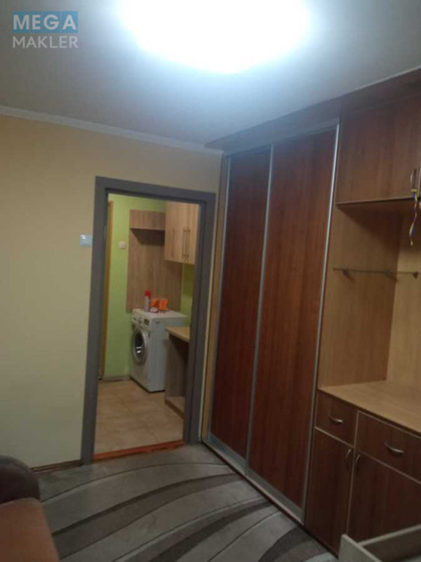 Оренда кімнати (підселення), <a class="location-link" href="/kiev/" title="Недвижимость Київ">Київ</a>, <a class="location-link" href="/kiev/shevchenkovskij/" title="Недвижимость Шевченківський район">Шевченківський р-н</a>, Олены Телиги ул., 41а (изображение 7)