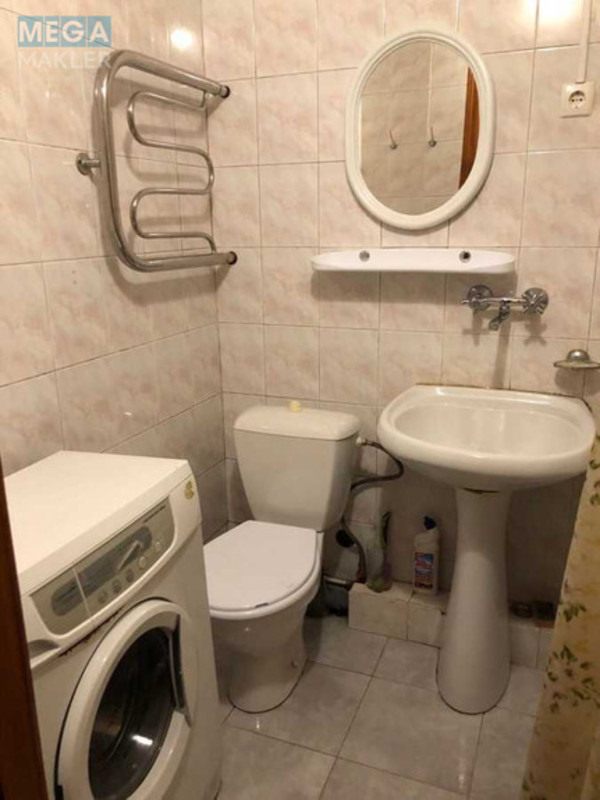 Оренда 1 кімнатної квартири, <a class="location-link" href="/odessa/" title="Недвижимость Одеса">Одеса</a>, <a class="location-link" href="/odessa/primorskij/" title="Недвижимость Приморський район">Приморський р-н</a>, Французский бульвар, 22а (изображение 9)