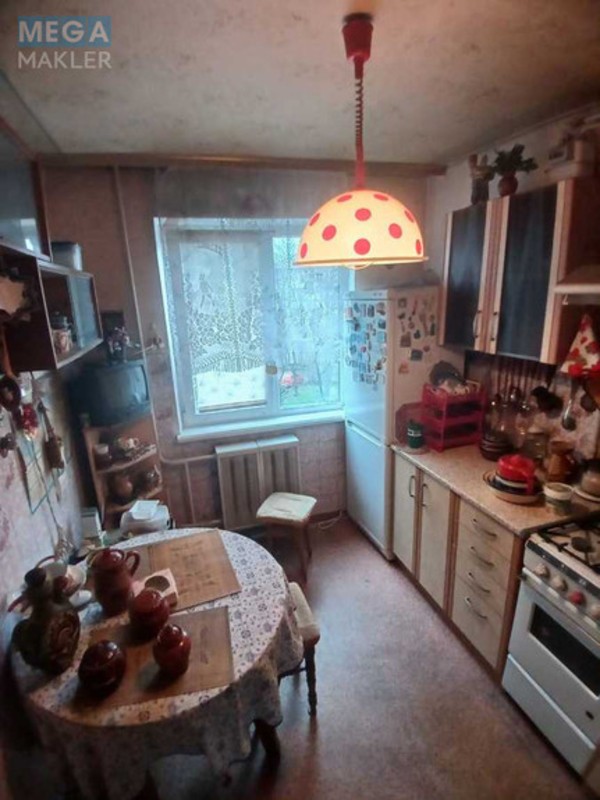 Продаж 3 кімнатної квартири (59/42/8), 4 пов. 9 пов. будинку, <a class="location-link" href="/kiev/" title="Недвижимость Київ">Київ</a>, <a class="location-link" href="/kiev/dneprovskij/" title="Недвижимость Дніпровський район">Дніпровський р-н</a>, Верховної Ради бульв., 19a (изображение 16)