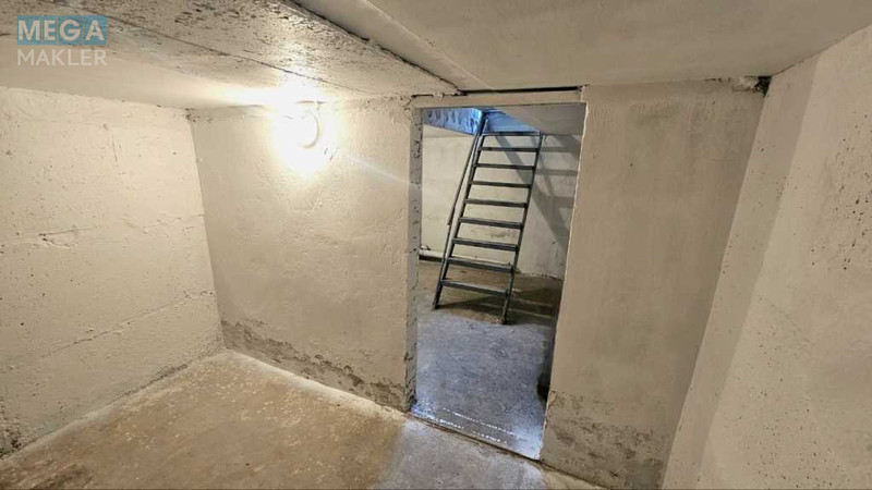 Продаж комерційної нерухомості, 35&nbsp;кв.м, <a class="location-link" href="/kiev/" title="Недвижимость Київ">Київ</a>, <a class="location-link" href="/kiev/solomenskij/" title="Недвижимость Солом'янський район">Солом'янський р-н</a>, Народного Ополчения ул., 23 (изображение 5)