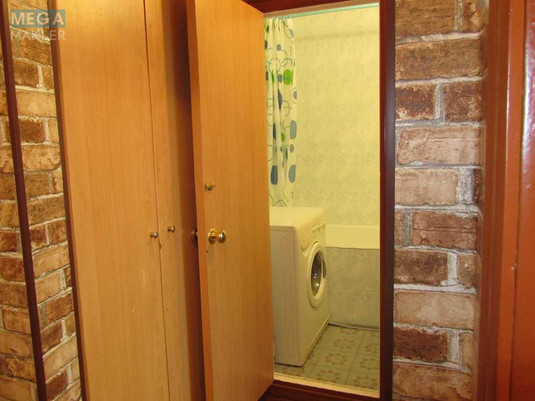 Оренда 1 кімнатної квартири, <a class="location-link" href="/kiev/" title="Недвижимость Київ">Київ</a>, <a class="location-link" href="/kiev/darnickij/" title="Недвижимость Дарницький район">Дарницький р-н</a>, Сортировочная ул., 2 (изображение 8)