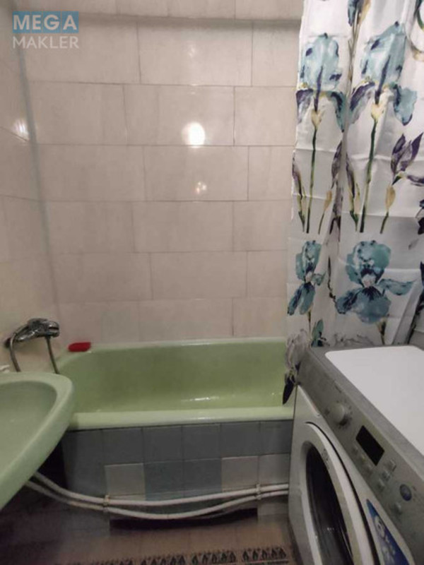 Оренда 2 кімнатної квартири, <a class="location-link" href="/kiev/" title="Недвижимость Київ">Київ</a>, <a class="location-link" href="/kiev/podolskij/" title="Недвижимость Подільський район">Подільський р-н</a>, Захарівська вул., 1 (изображение 10)