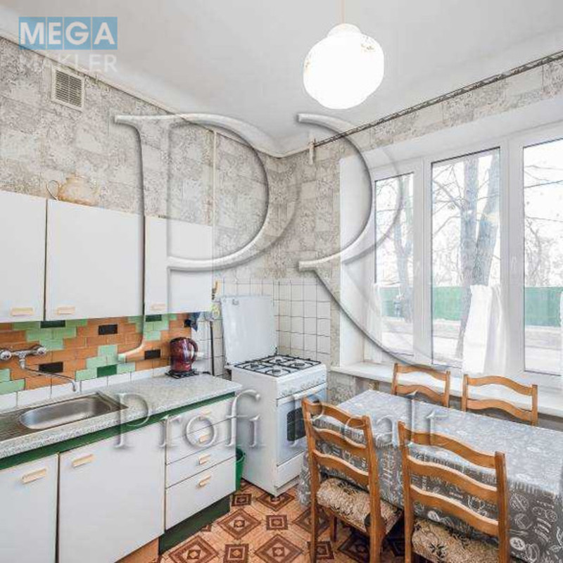 Продаж 2 кімнатної квартири (56/34/8), 1 пов. 5 пов. будинку, <a class="location-link" href="/kiev/" title="Недвижимость Київ">Київ</a>, <a class="location-link" href="/kiev/goloseevskij/" title="Недвижимость Голосіївський район">Голосіївський р-н</a>, Науки проспект, 42/1 (изображение 6)