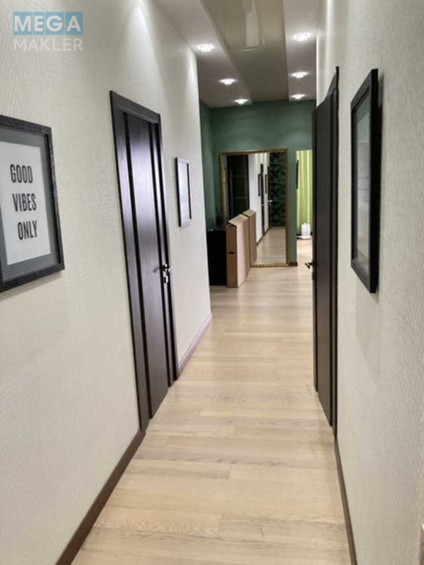 Оренда 4 кімнатні квартири, <a class="location-link" href="/kiev/" title="Недвижимость Київ">Київ</a>, <a class="location-link" href="/kiev/solomenskij/" title="Недвижимость Солом'янський район">Солом'янський р-н</a>, Генерала Шаповала вул., 2а (изображение 9)