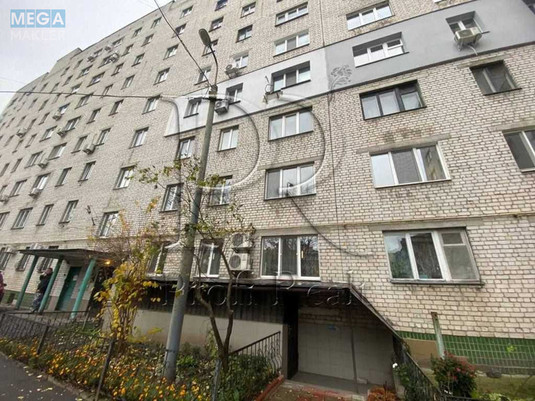 Продаж комерційної нерухомості, 40&nbsp;кв.м, под магазин, <a class="location-link" href="/kiev/" title="Недвижимость Київ">Київ</a>, <a class="location-link" href="/kiev/podolskij/" title="Недвижимость Подільський район">Подільський р-н</a>, Почайнинська вул., 57/59 (изображение 2)