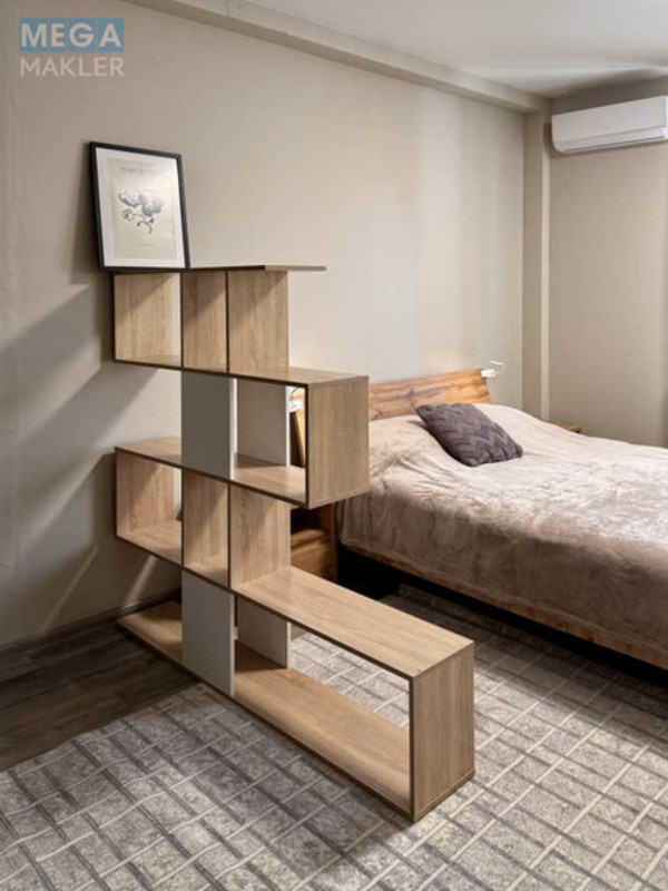 Оренда 1 кімнатної квартири, <a class="location-link" href="/kiev/" title="Недвижимость Київ">Київ</a>, <a class="location-link" href="/kiev/solomenskij/" title="Недвижимость Солом'янський район">Солом'янський р-н</a>, Михайла Максимовича вул., 24б (изображение 3)