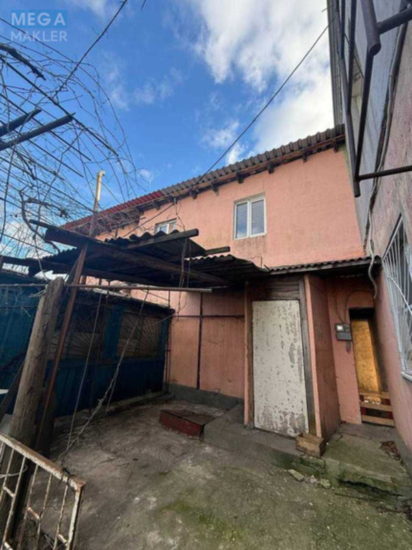 Продаж 4 кімнатної квартири (150/80/20), 1 пов. 2 пов. будинку, <a class="location-link" href="/odessa/" title="Недвижимость Одеса">Одеса</a>, <a class="location-link" href="/odessa/malinovskij/" title="Недвижимость Малиновський район">Малиновський р-н</a>, Моторная (изображение 2)