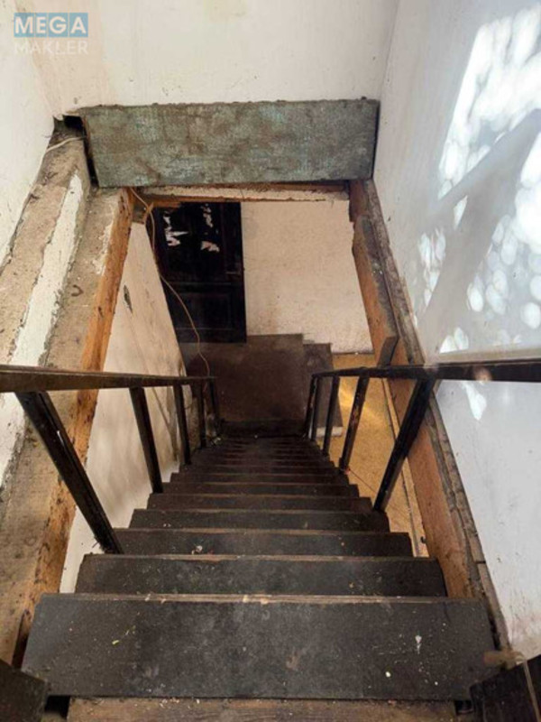 Продаж 4 кімнатної квартири (150/80/20), 1 пов. 2 пов. будинку, <a class="location-link" href="/odessa/" title="Недвижимость Одеса">Одеса</a>, <a class="location-link" href="/odessa/malinovskij/" title="Недвижимость Малиновський район">Малиновський р-н</a>, Моторная (изображение 8)