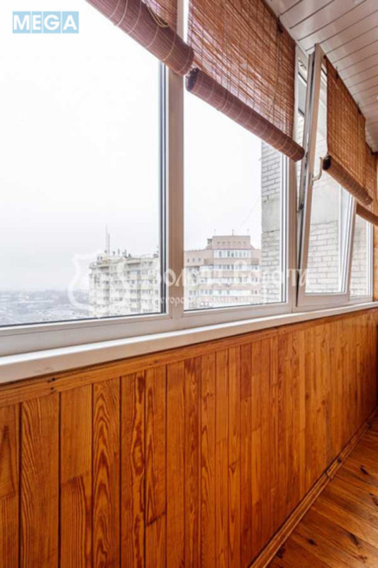 Продаж 2 кімнатної квартири (74/35/13,5), 13 пов. 15 пов. будинку, <a class="location-link" href="/kiev/" title="Недвижимость Київ">Київ</a>, <a class="location-link" href="/kiev/solomenskij/" title="Недвижимость Солом'янський район">Солом'янський р-н</a>, Смілянська вул., 10/31 (изображение 7)