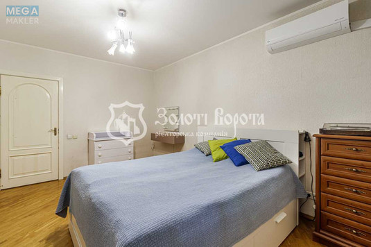 Продаж 2 кімнатної квартири (74/35/13,5), 13 пов. 15 пов. будинку, <a class="location-link" href="/kiev/" title="Недвижимость Київ">Київ</a>, <a class="location-link" href="/kiev/solomenskij/" title="Недвижимость Солом'янський район">Солом'янський р-н</a>, Смілянська вул., 10/31 (изображение 9)