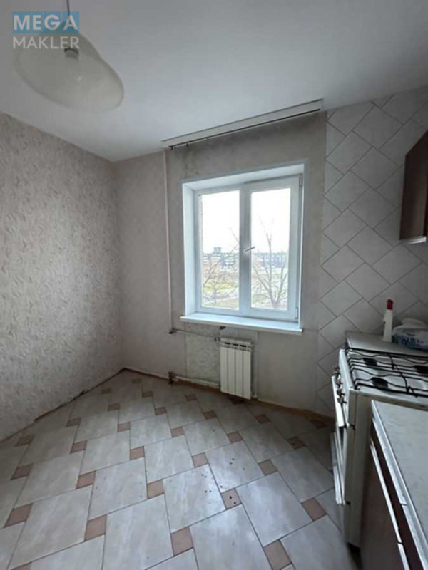 Продаж 3 кімнатної квартири (75/42,6/8,7), 3 пов. 8 пов. будинку, <a class="location-link" href="/chernigov/" title="Недвижимость Чернігів">Чернігів</a>, <a class="location-link" href="/chernigov/desnyanskij/" title="Недвижимость Деснянський район">Деснянський р-н</a>, Пухова, 148 (изображение 11)