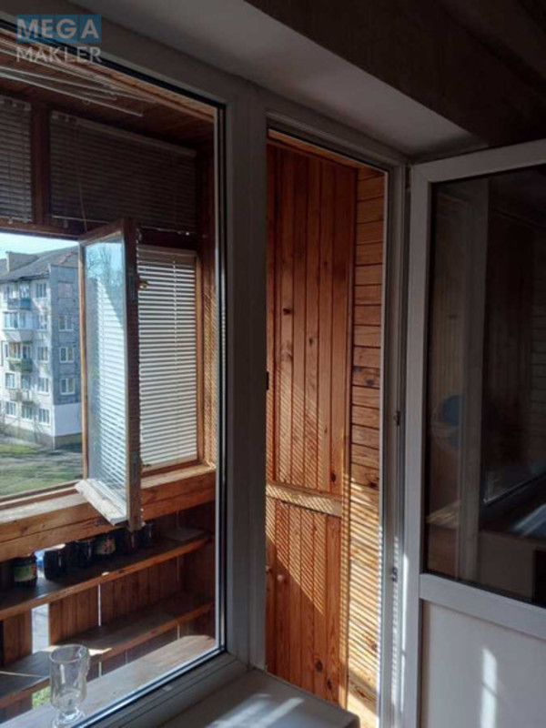 Оренда 2 кімнатної квартири, <a class="location-link" href="/kiev/" title="Недвижимость Київ">Київ</a>, <a class="location-link" href="/kiev/dneprovskij/" title="Недвижимость Дніпровський район">Дніпровський р-н</a>, Запорожця вул., 11 (изображение 6)