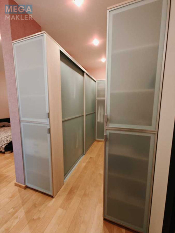 Оренда 2 кімнатної квартири, <a class="location-link" href="/kiev/" title="Недвижимость Київ">Київ</a>, <a class="location-link" href="/kiev/pecherskij/" title="Недвижимость Печерський район">Печерський р-н</a>, Шота Руставелі вул., 36 (изображение 9)