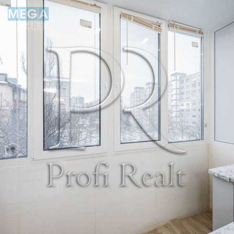 Продаж 1 кімнатної квартири (41/23/7), 4 пов. 5 пов. будинку, <a class="location-link" href="/kiev/" title="Недвижимость Київ">Київ</a>, <a class="location-link" href="/kiev/darnickij/" title="Недвижимость Дарницький район">Дарницький р-н</a>, Привокзальна вулиця, 10 (изображение 2)